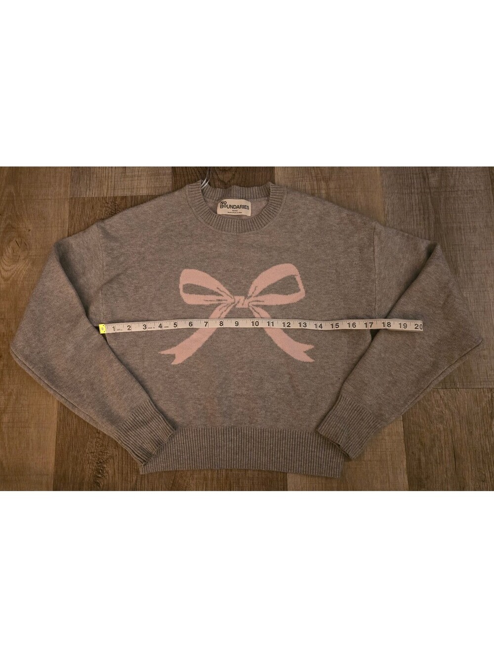 No Boundaries Light Gray Bow Graphic Knit Sweater